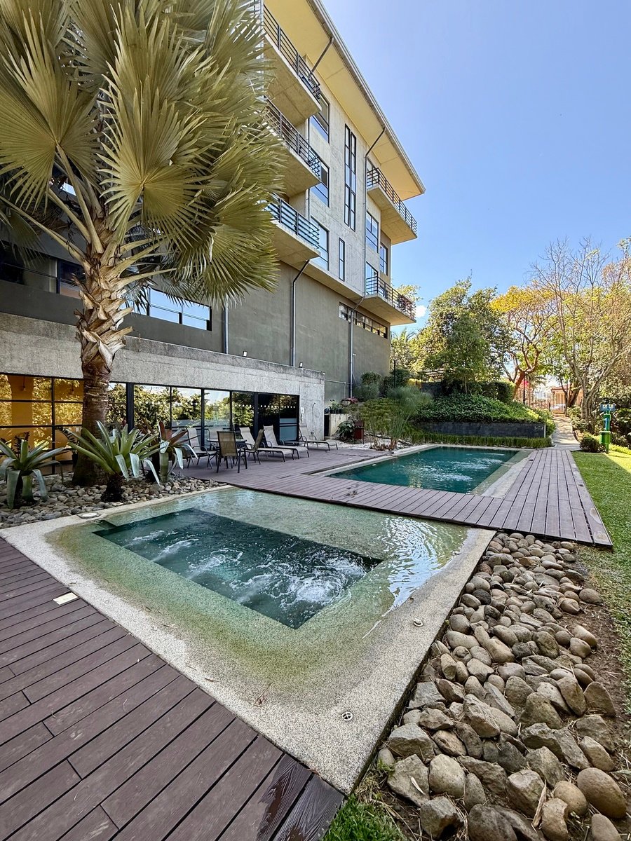 Garden Apartment Private Terrace, Santa Ana, San Jose