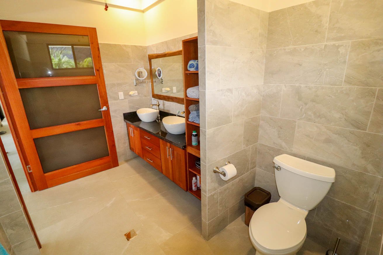 Private 2-Bed Hacienda with Ocean & Mountain Views, Pool & Development Potential in Ojochal