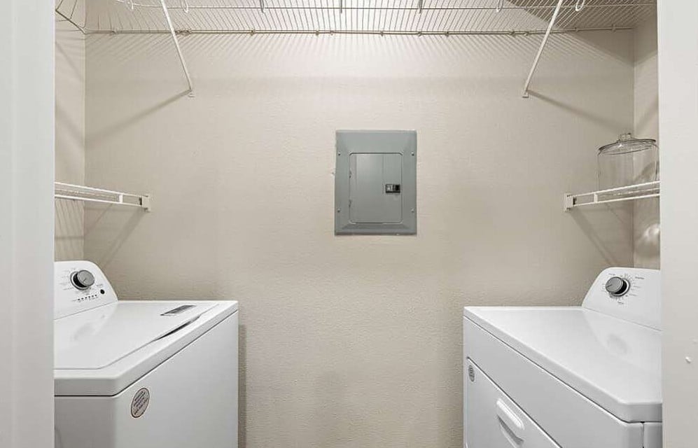 Wonderful 1/1 NW of downtown Austin