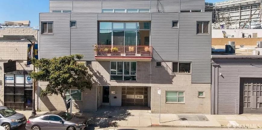 712 Bryant Street Lofts