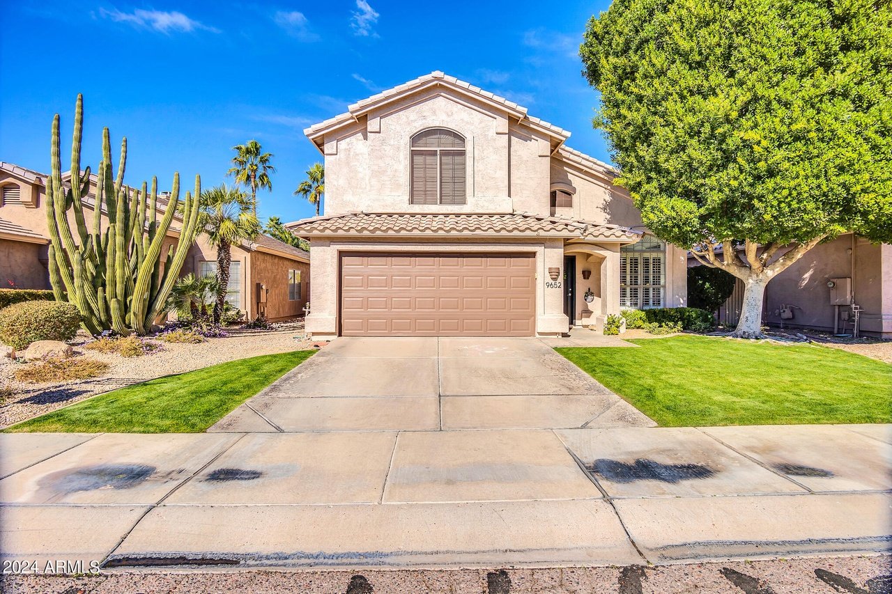 9652 E Ludlow Dr