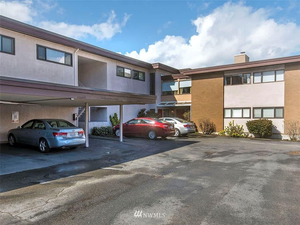1110 5th Ave S #303