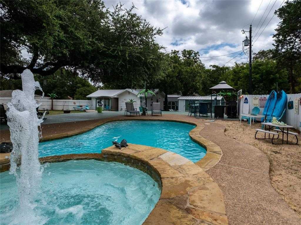 1809 Pioneer Road