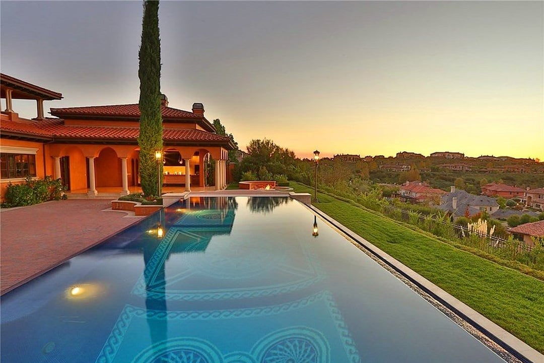 Tranquil Opulent
