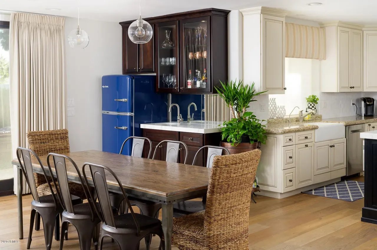 5631 E Calle Camelia