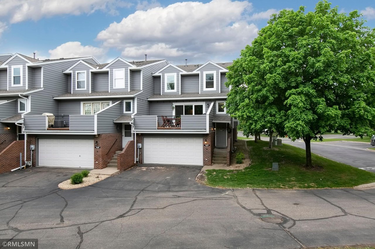 14271 Empire Ct