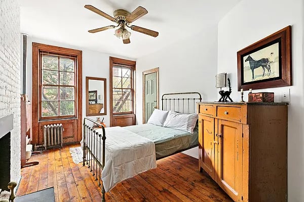 715 Washington Street #4