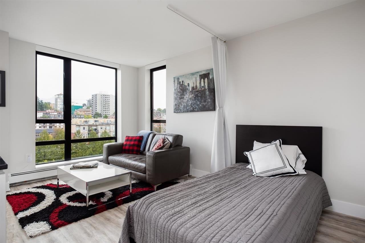 151 2nd St W, #1206