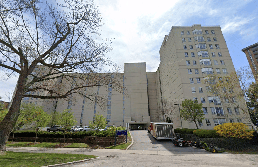 Royal Vista: 5280 Lakeshore Road, Burlington, ON