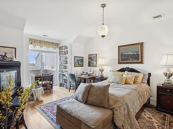 342 Marina Pointe Drive