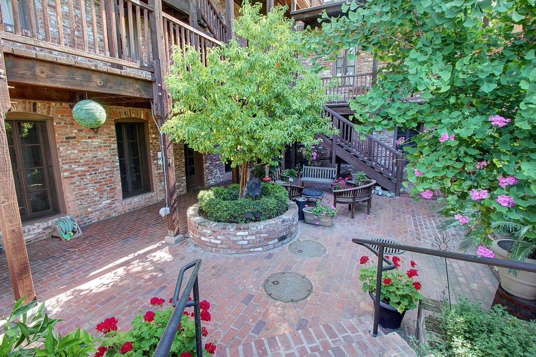 Sold! Gorgeous Loft in Old Sac!