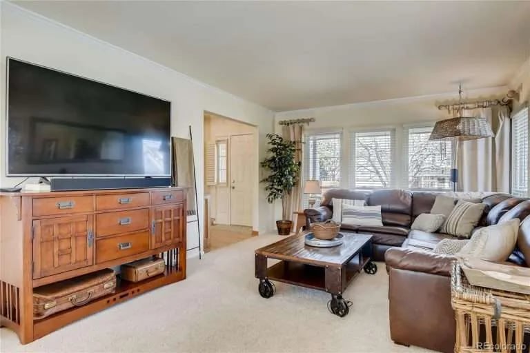 8818 Cactus Flower Way