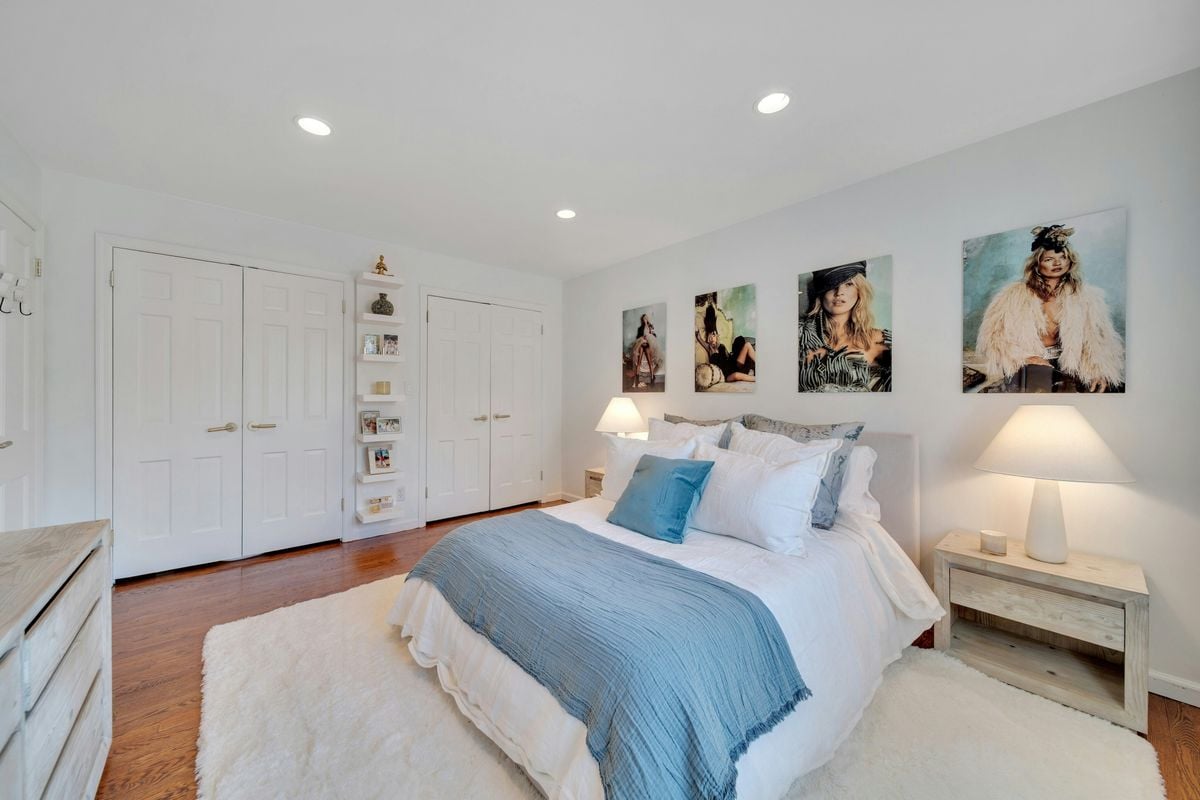 9 Deerfield Drive