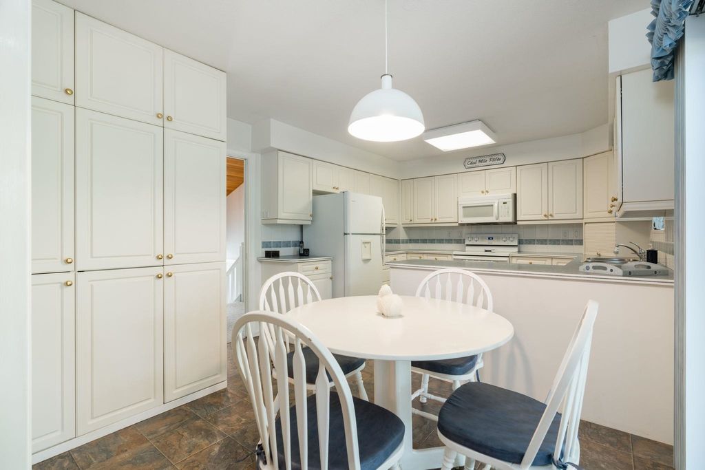 11487 Somerset Cres