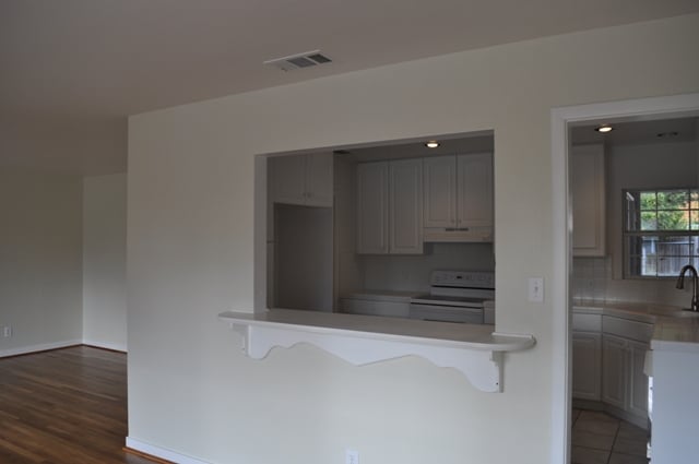 Home for Sale in Del Paso Manor! 3809 Kings Way Sacramento, CA 95821