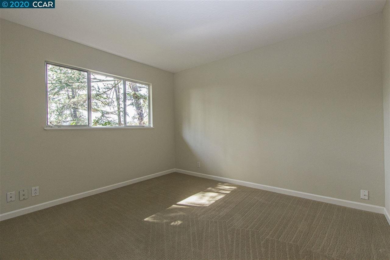 3258 Judith Ln