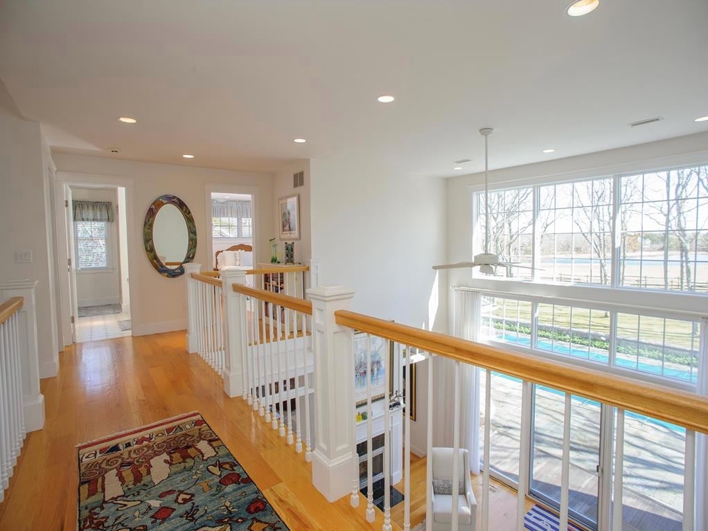 283 Pond Rd