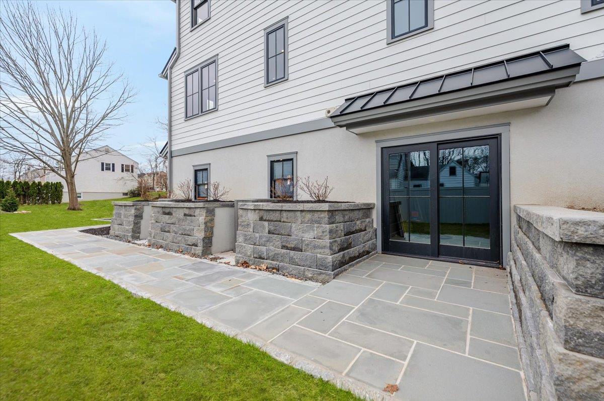 23 Sylvan Rd