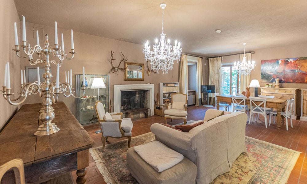 Matching Home & Business Near Fano 