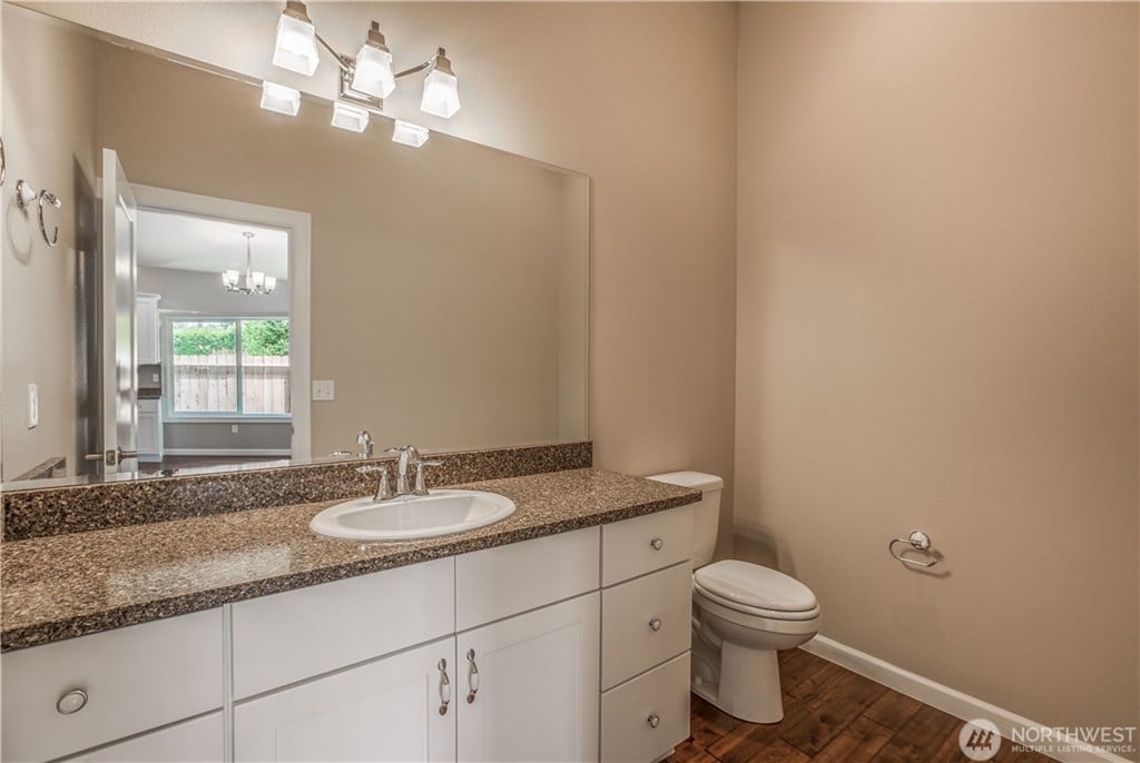 215 Village Dr
