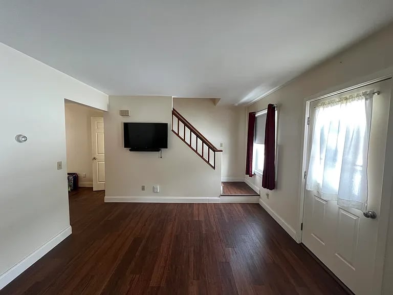 135 Mayo Road #2-B