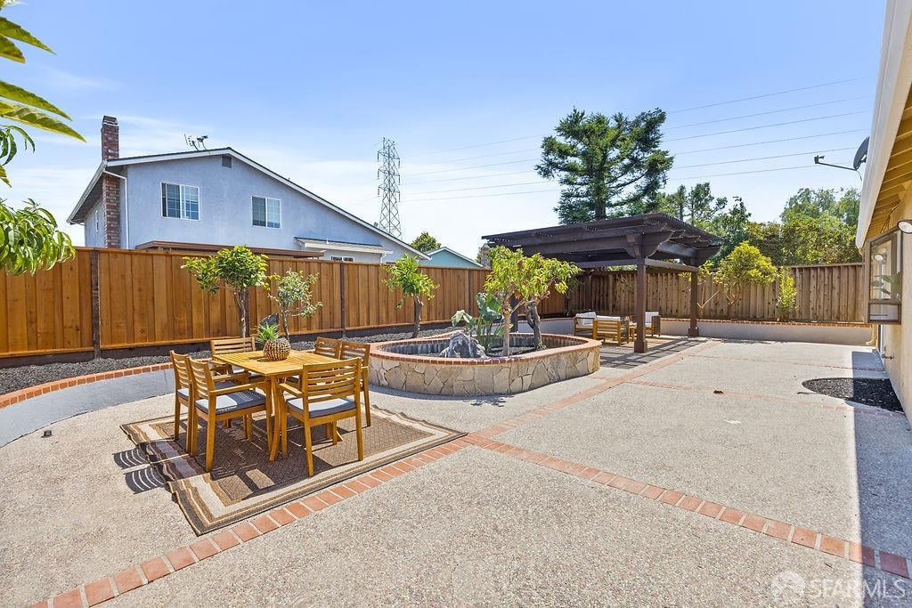 280 La Honda Drive