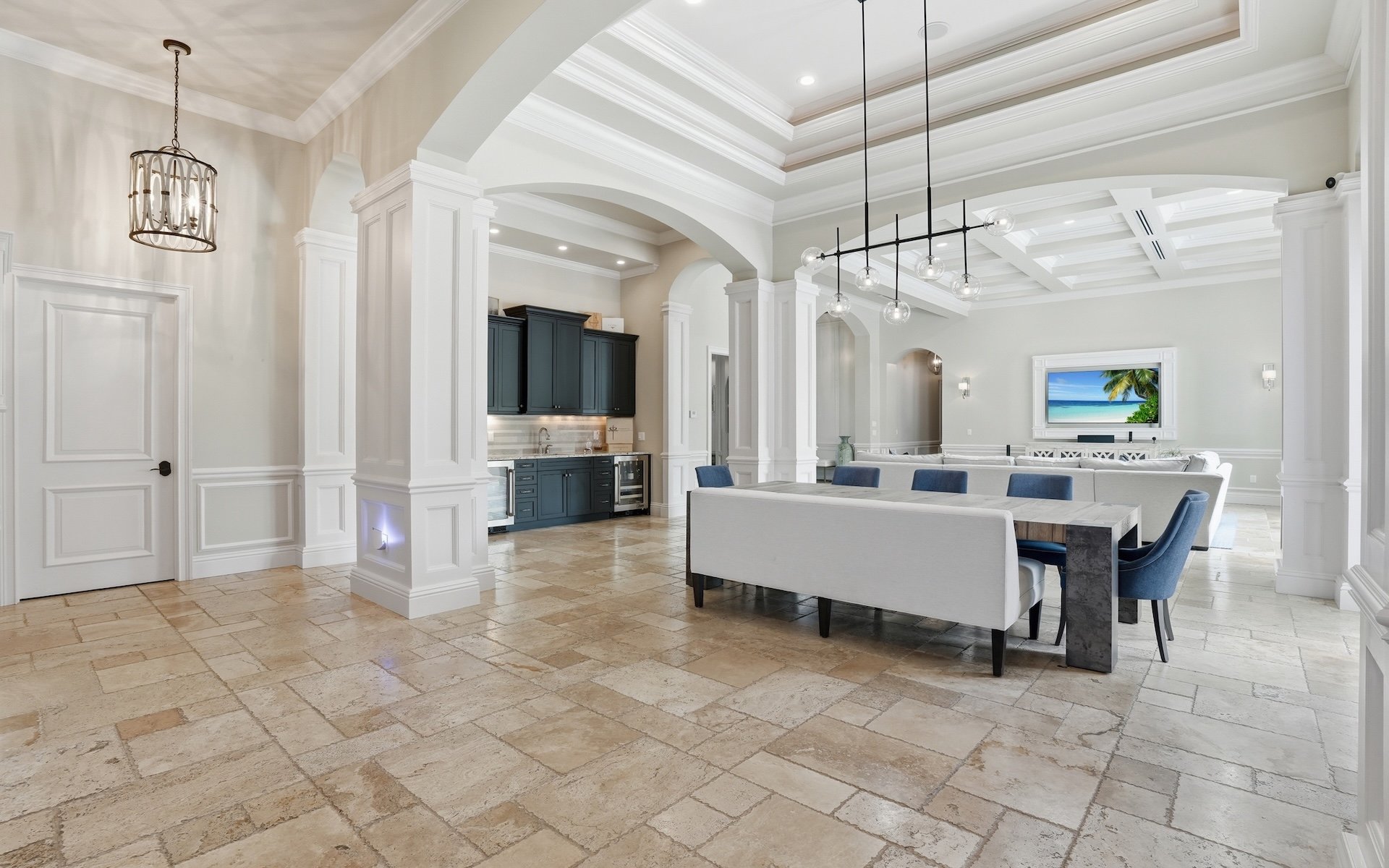 7562 Cordoba Cir