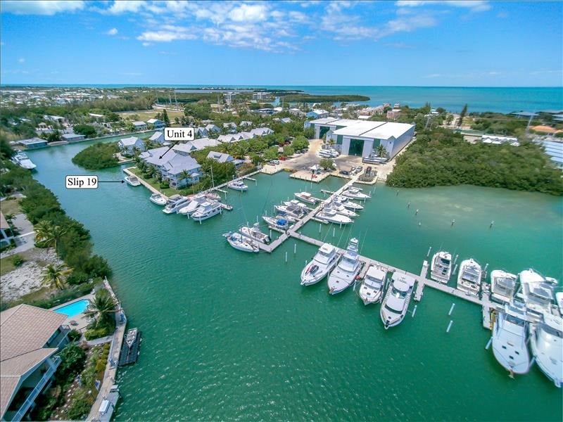 12399 Overseas Hwy #4