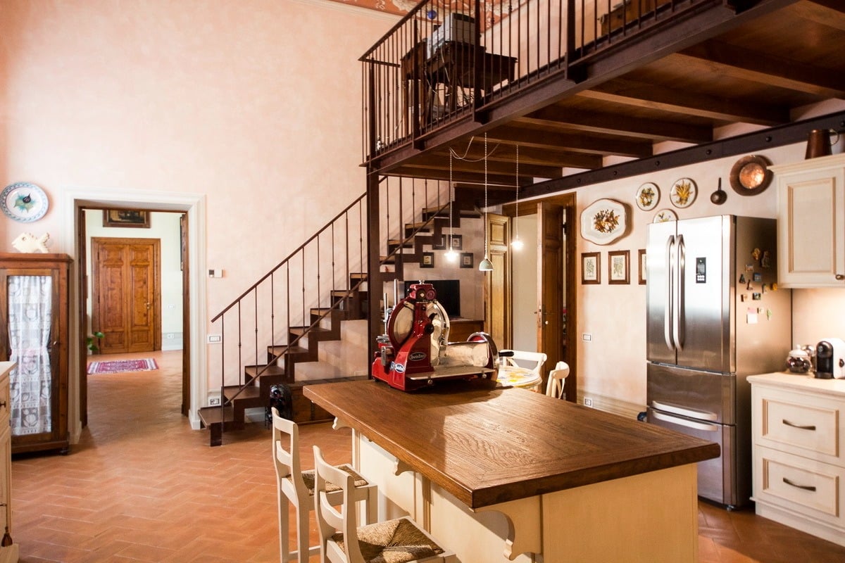 Period Villa Apartment With Private Garden