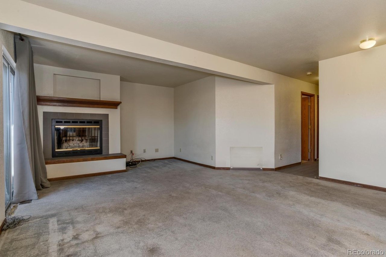 2555 S Jellison Ct