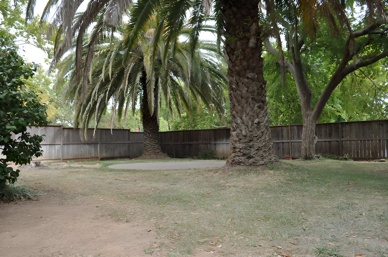 New Listing in the Arden Area of Sacramento! 4424 Ravenwood Way 95821