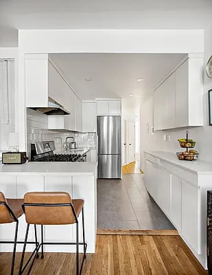 656 Carroll Street #1L