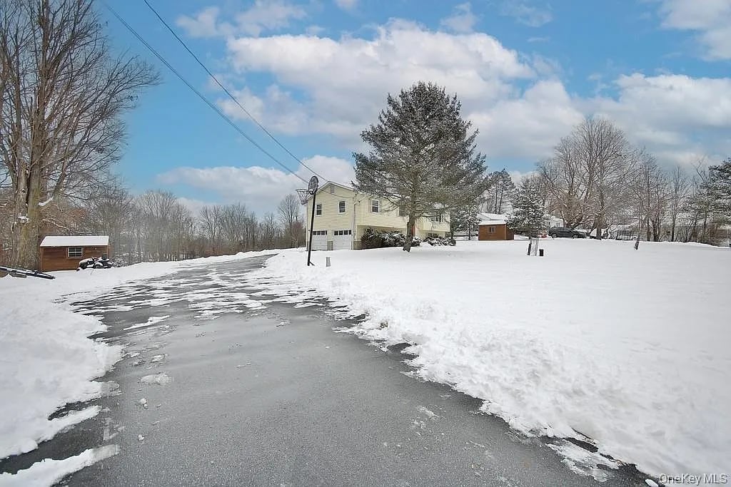 1065 Dolsontown Road