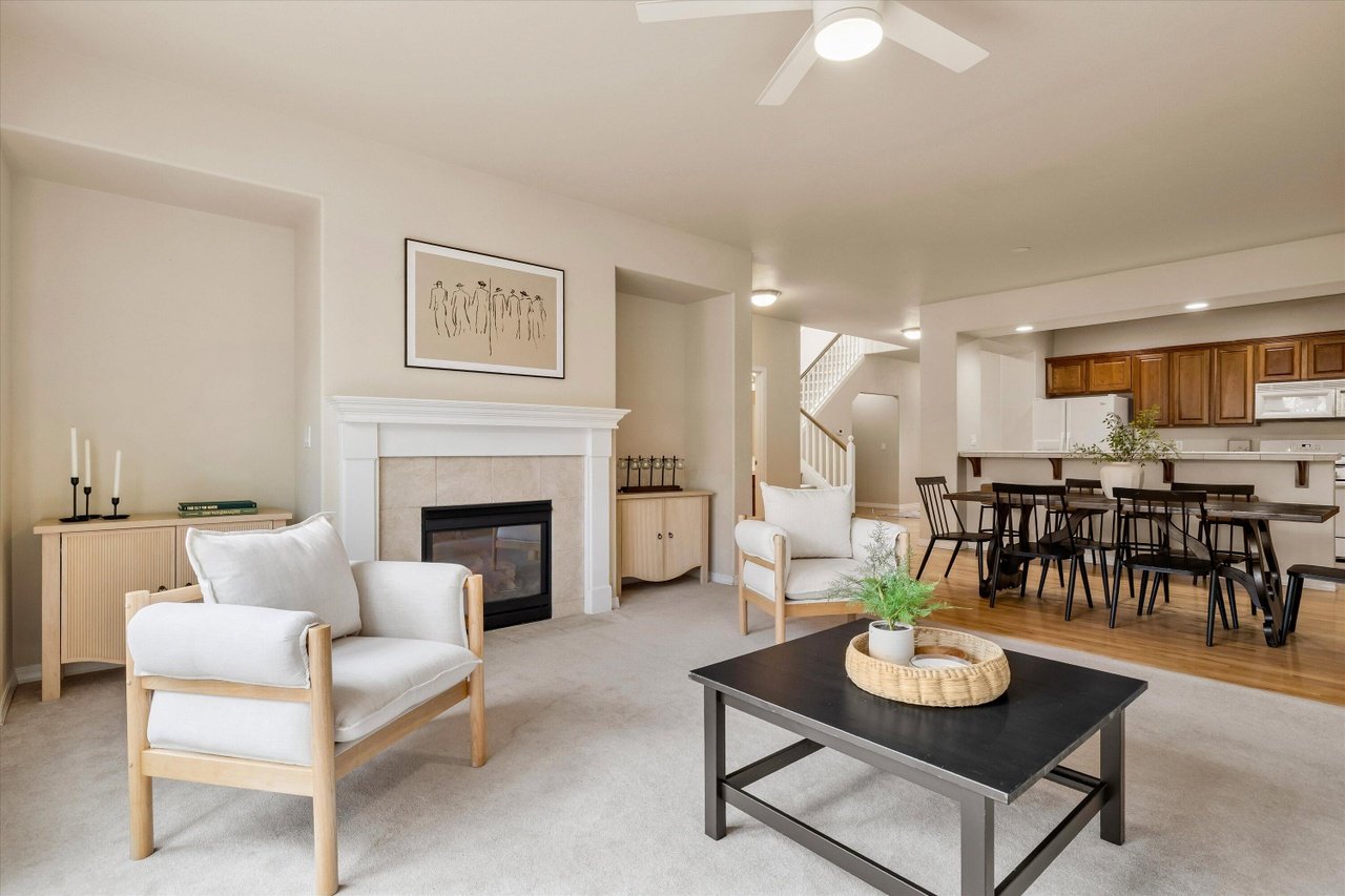 61148 Foxglove Loop
