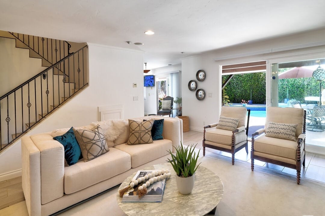 Vireon Crest, Morning View Dr, 90265