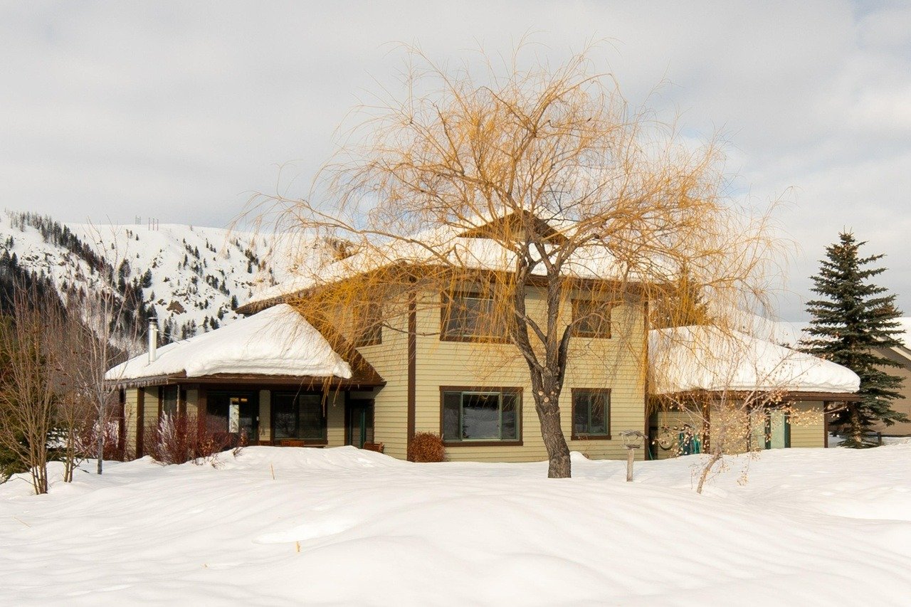 1540 Heroic Rd