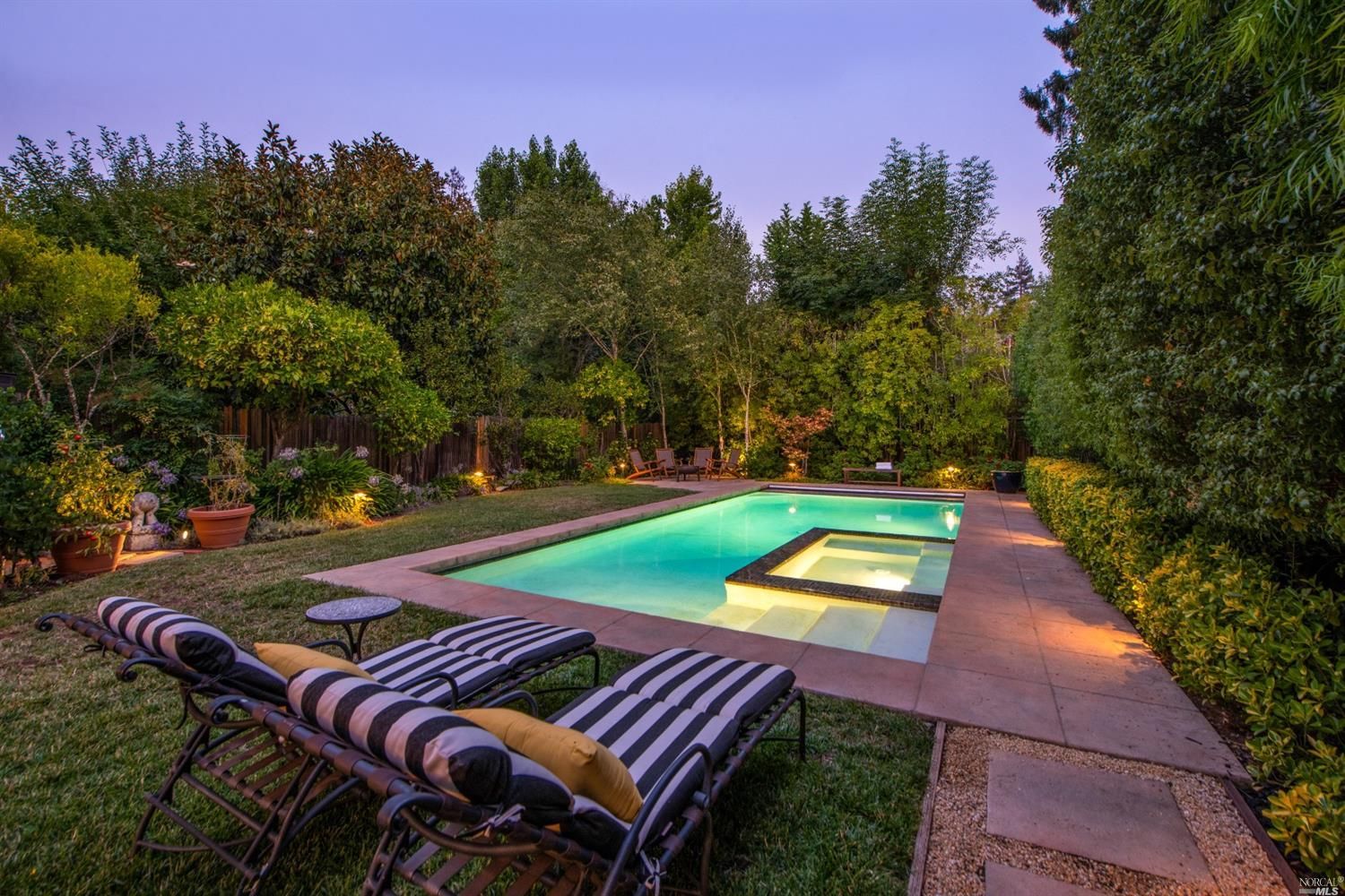 109 Lagunitas Rd
