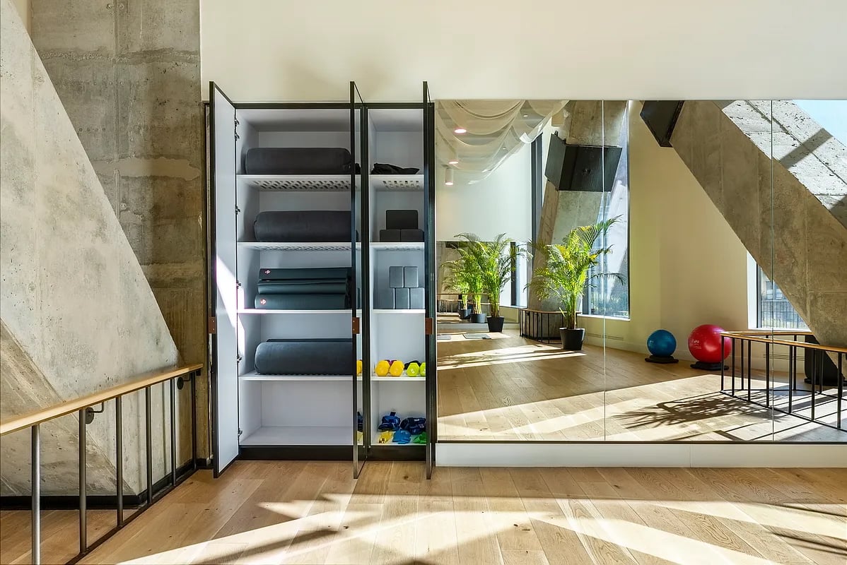 For Lease - 11 Hoyt St #10G