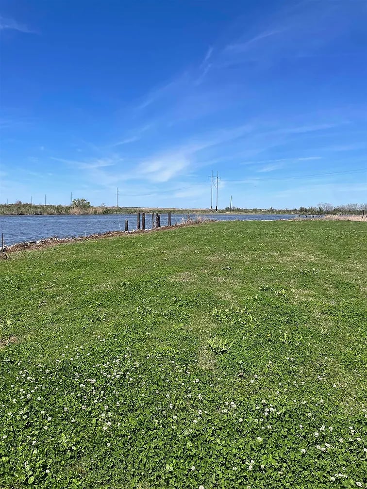 2166 Hwy 55