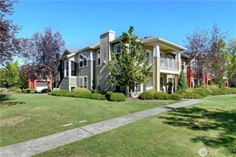 22621 NE Alder Crest Drive #201