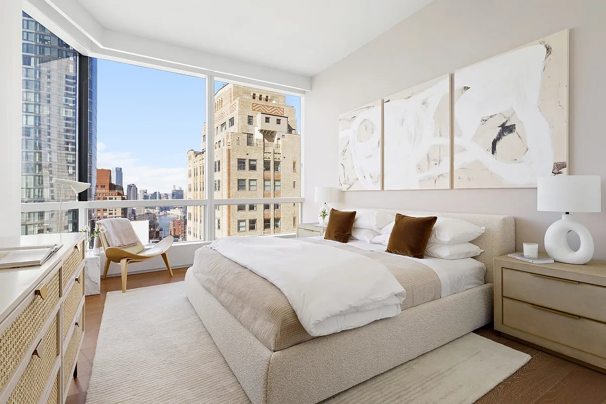 77 Greenwich Street
