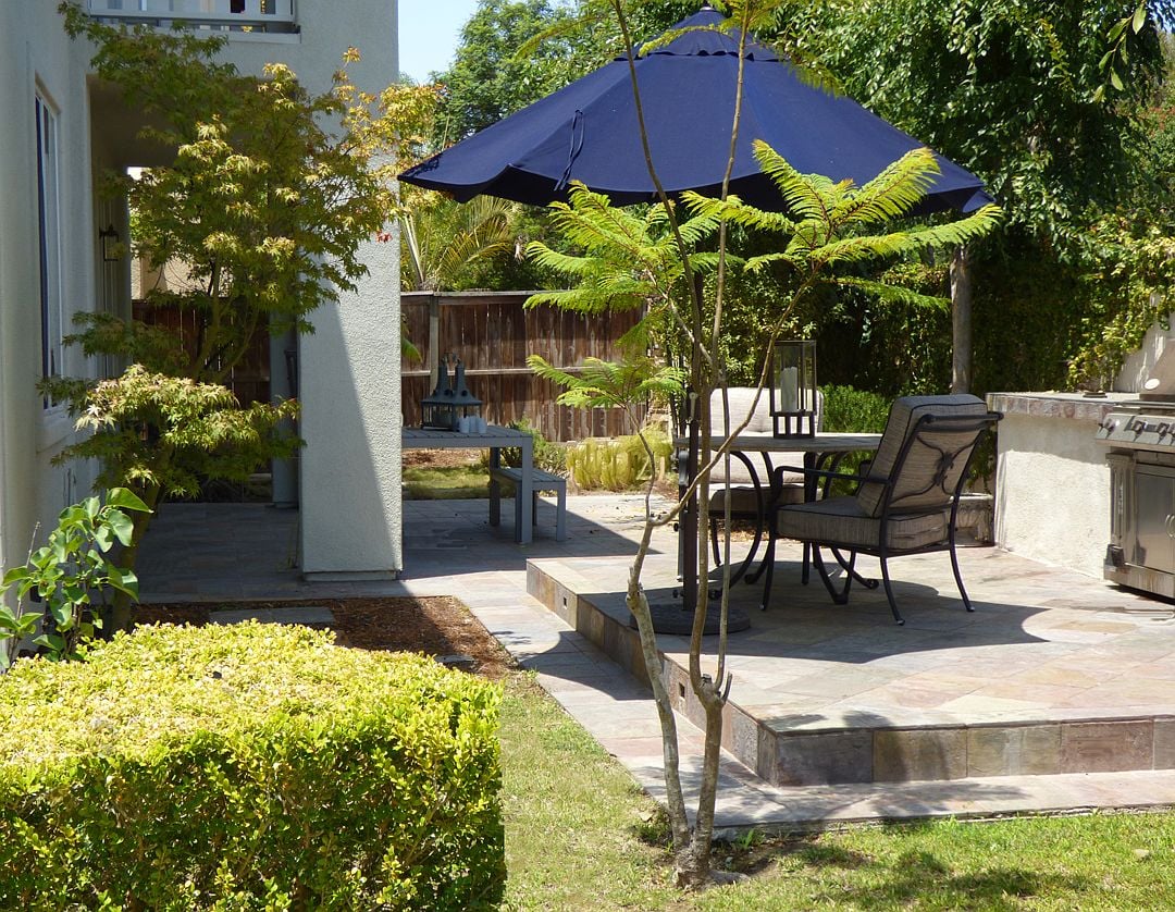 23 Bel Flora Ct