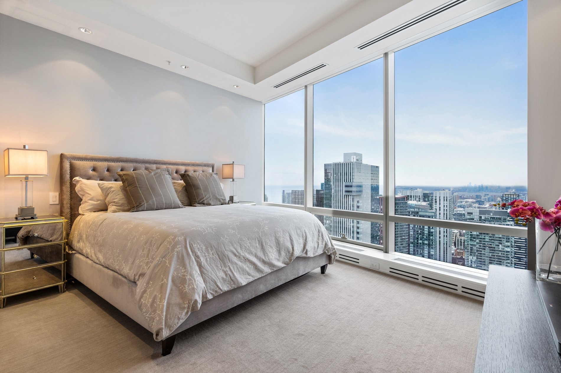 Suite 5603- 180 University Avenue