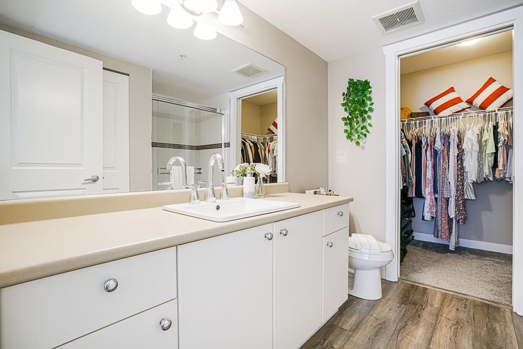 45555 Yale Rd, #308