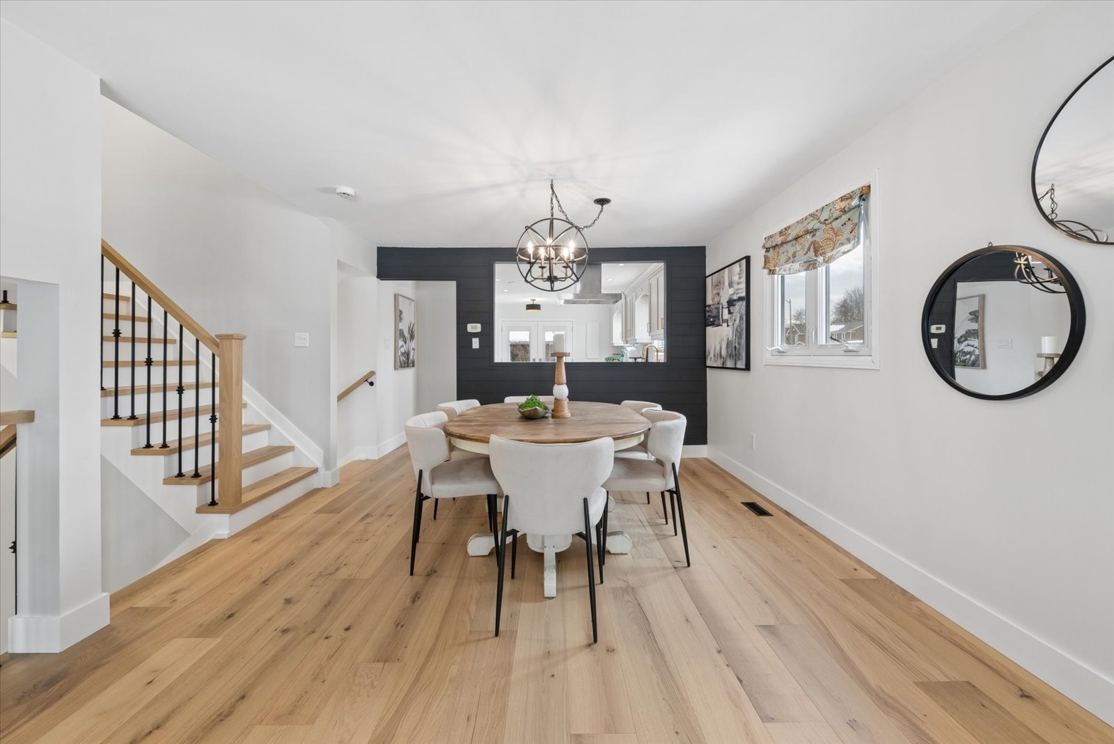 233 Fincham Ave 