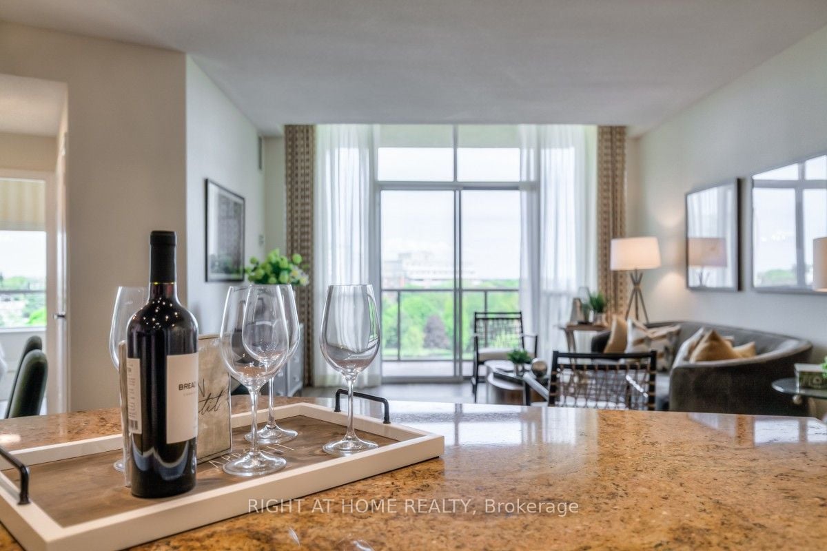 PALACE GATE PENTHOUSE 