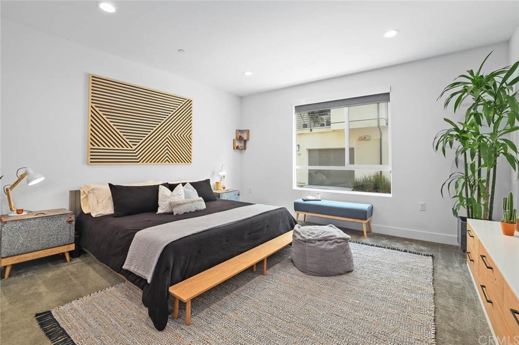 118 S Avenue 50, Unit 204