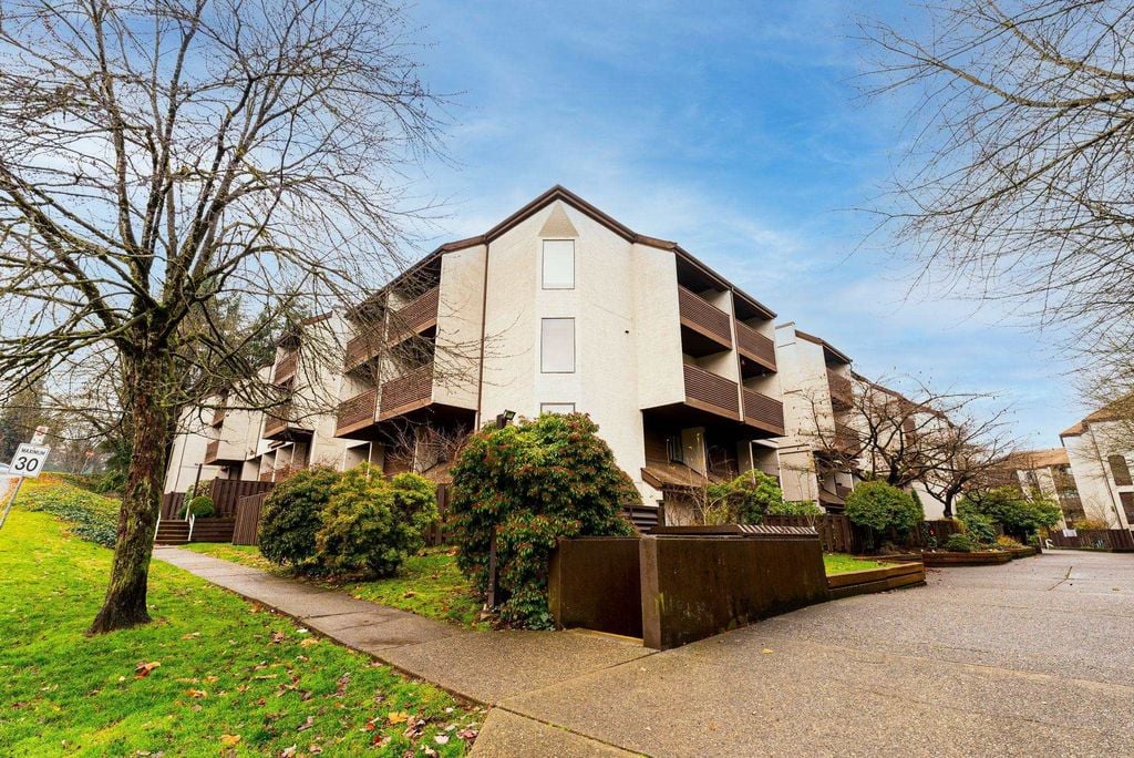 340 Ginger Dr, #304