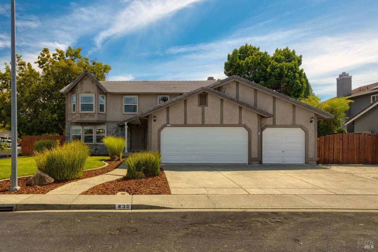 430 Gatehouse Dr