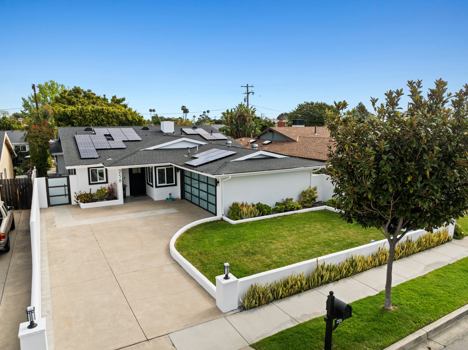 Eastside Expanded Pool Home 